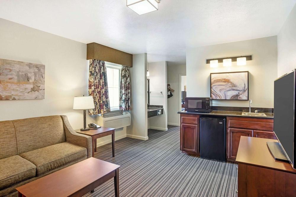 Best Western Clovis Cole photo 12