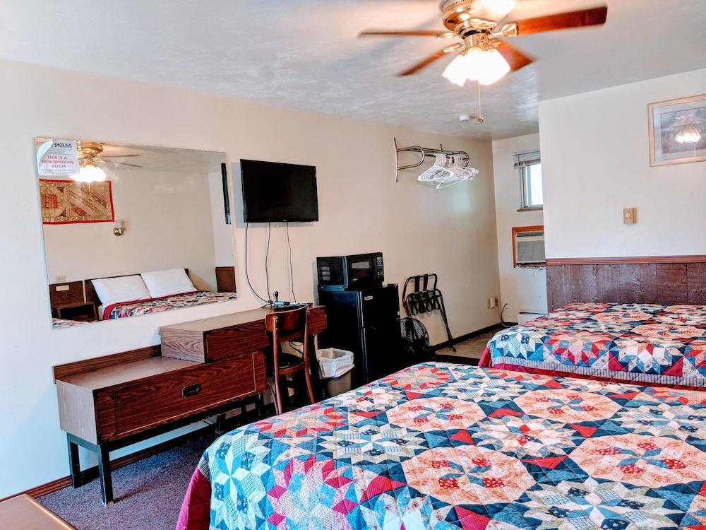 In Town Inn photo 2