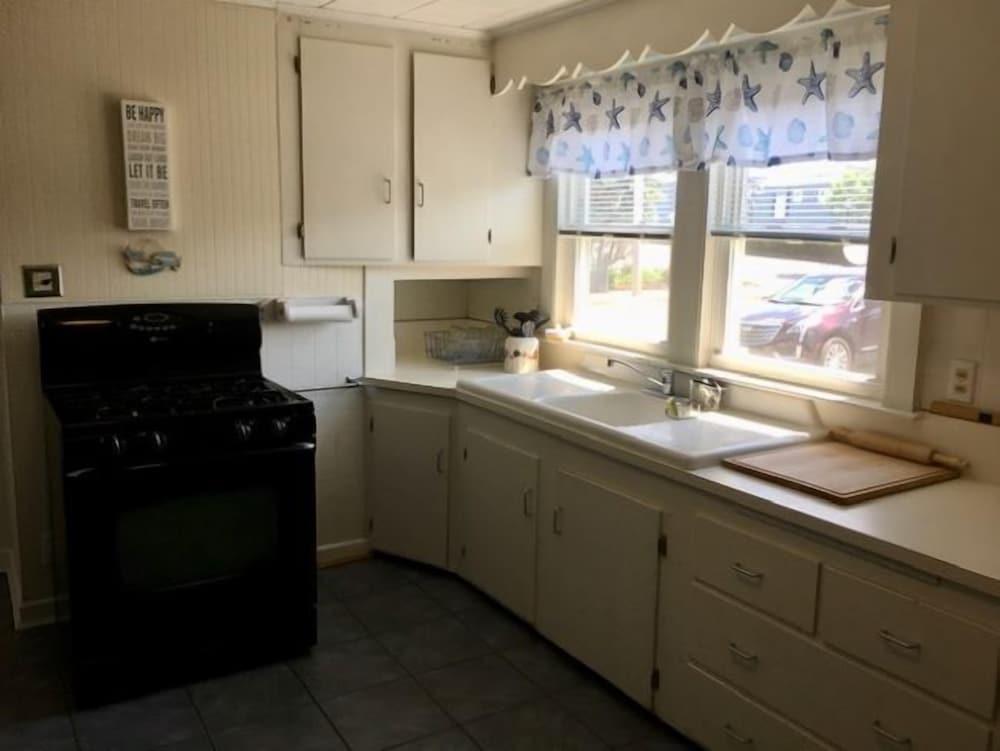 Seagrass Inn photo 37