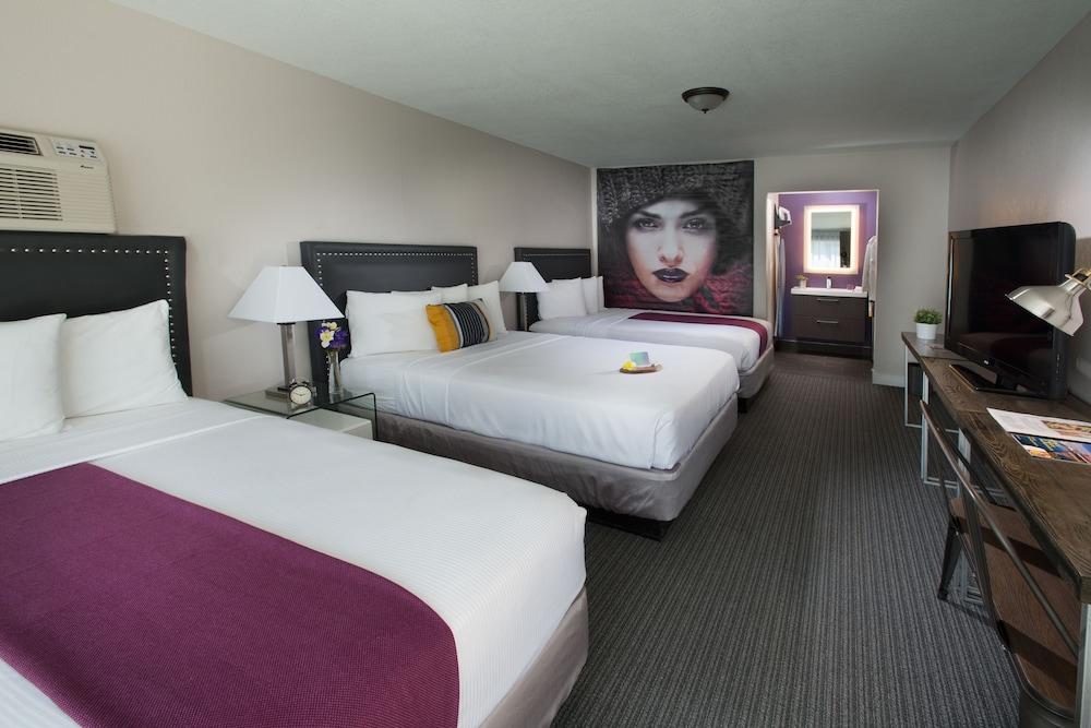 Hotel Iris - San Diego photo 6
