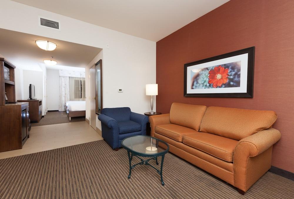 Hilton Garden Inn Palm Springs - Rancho Mirage photo 29