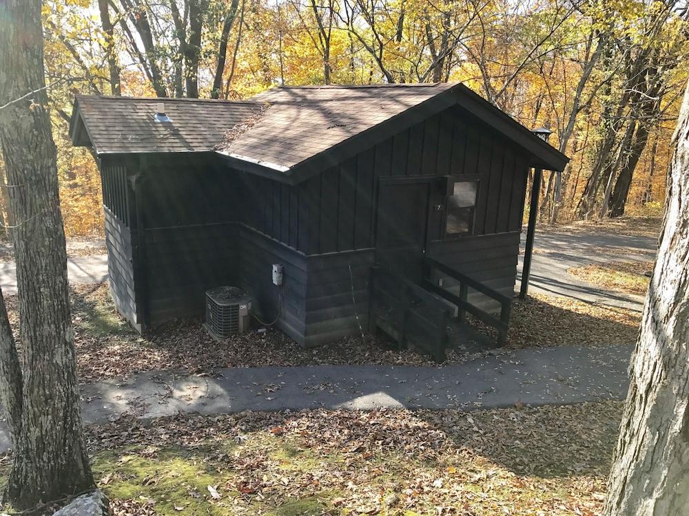 Giant City Lodge photo 6