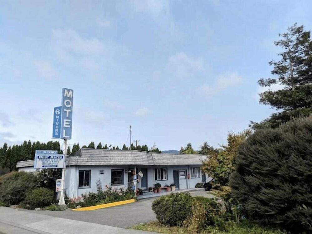 6 Rivers Motel Fortuna near Hwy 101 photo 27