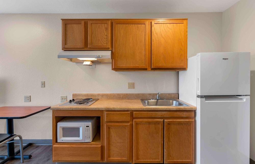 Extended Stay America Select Suites - Louisville - South photo 19
