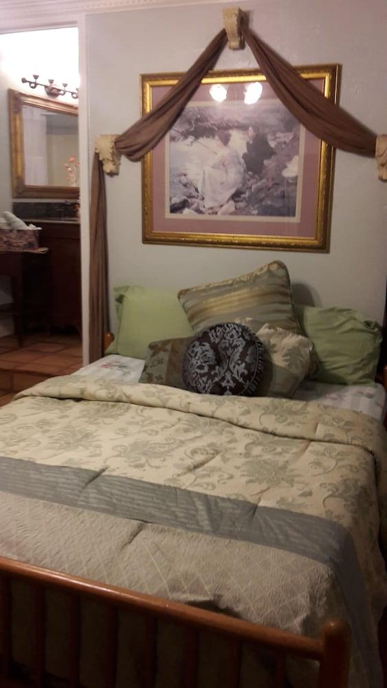 Pine Rose Inn photo 5
