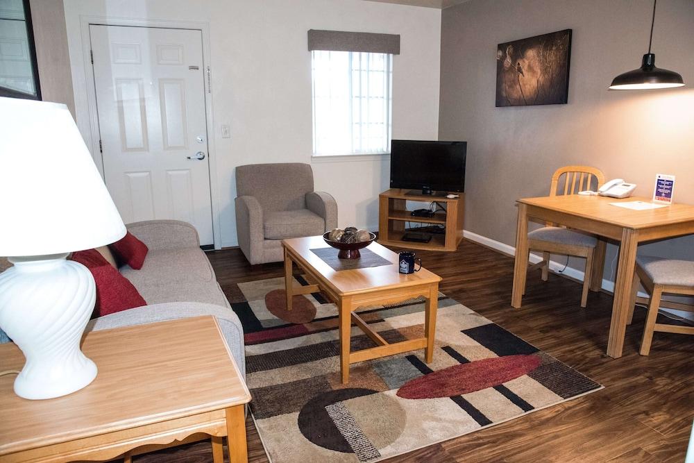 Affordable Corporate Suites - Florist Road photo 17