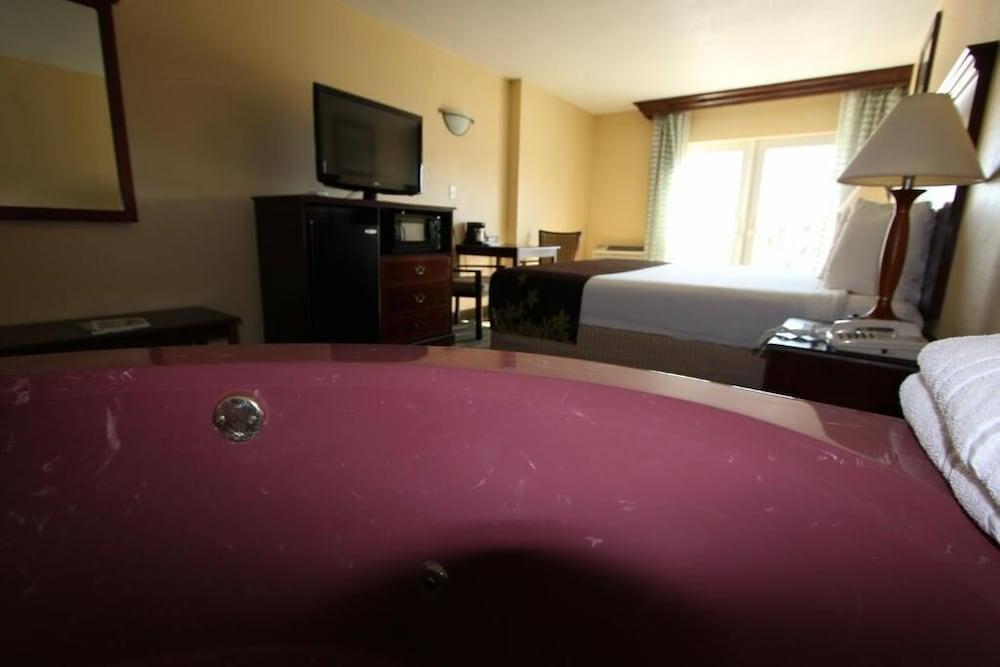 Gold Leaf Hotel of Dewey - Rehoboth Beach photo 28