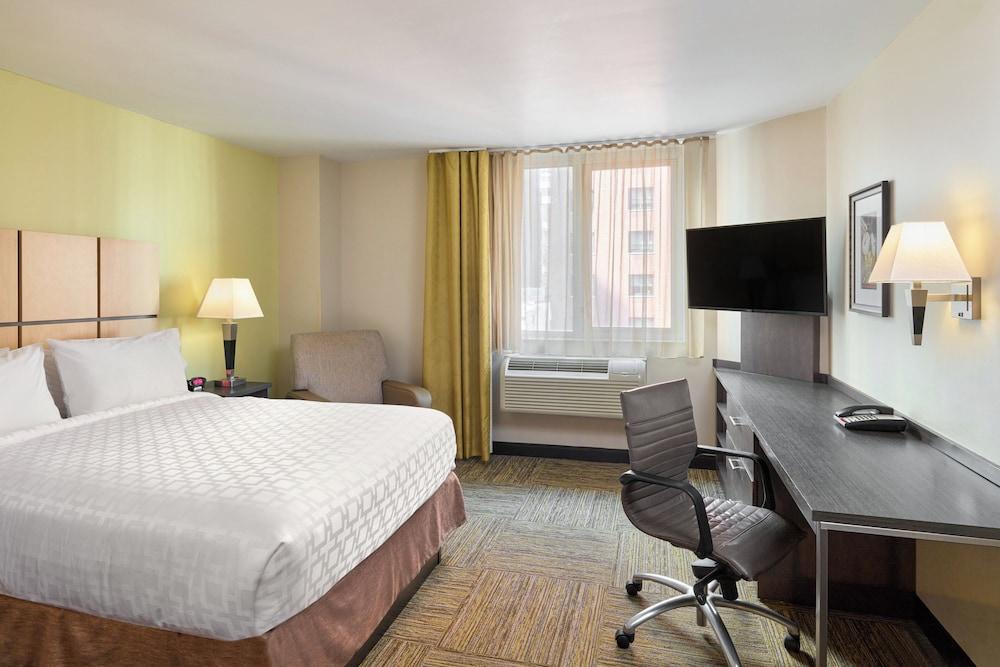 Candlewood Suites New York City-Times Square by IHG photo 7