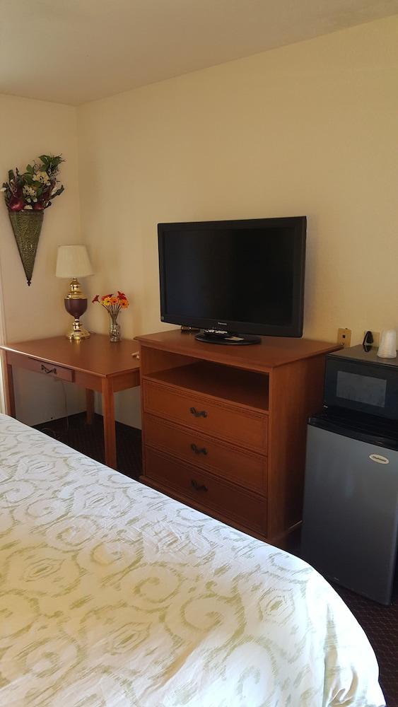 Budget Inn and Suites El Centro photo 6