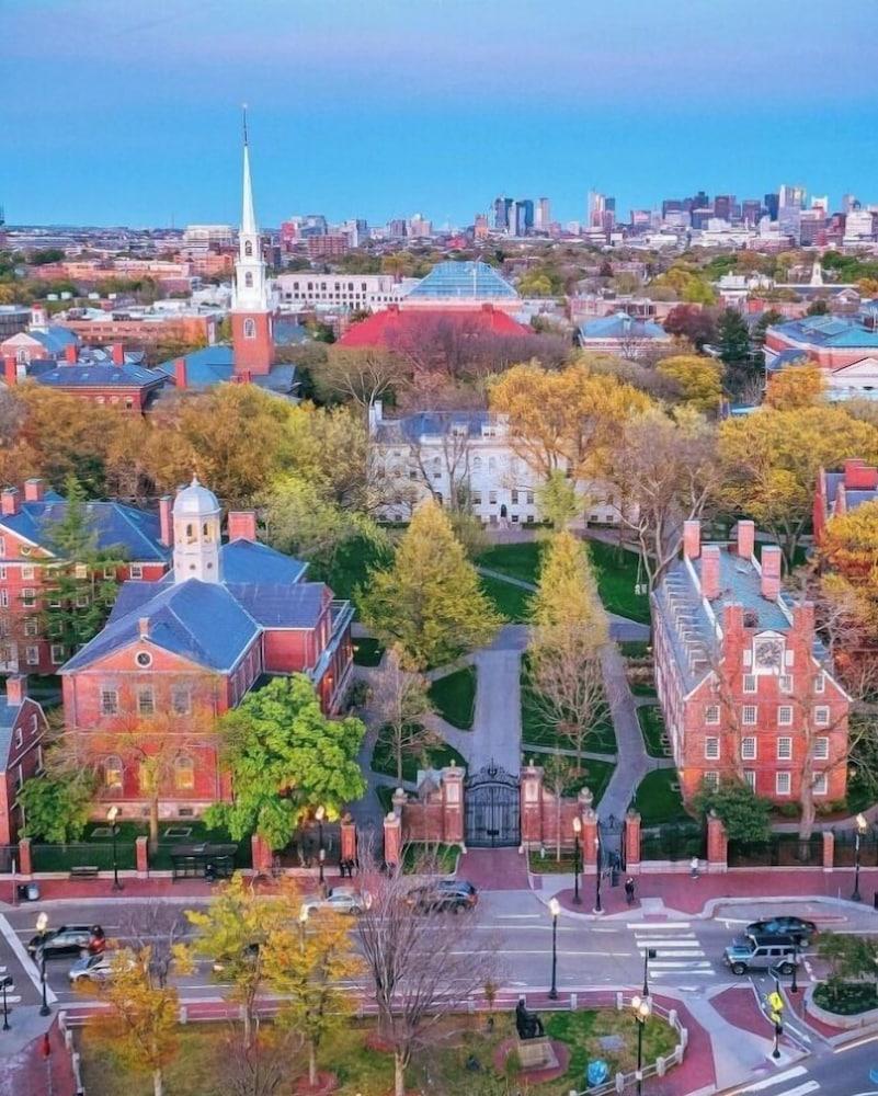 Fairfield Manner photo 1