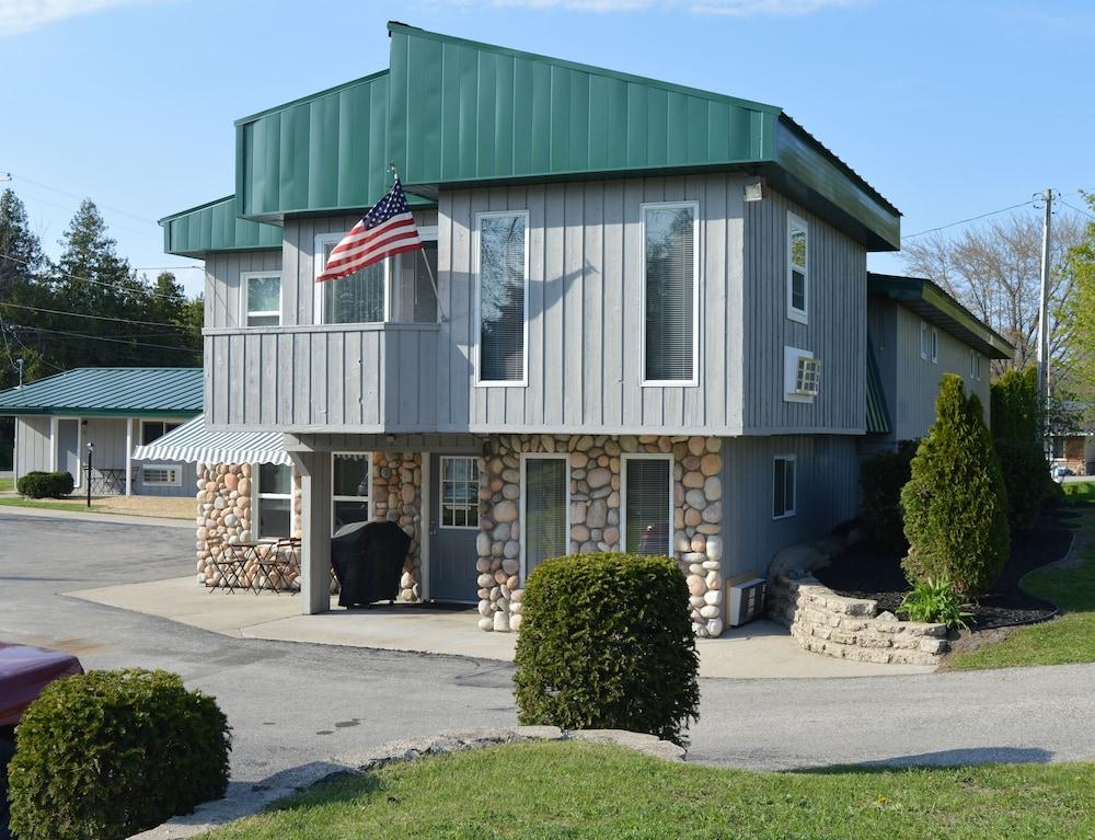 Coastal Suites Resort — hotel in Beulah