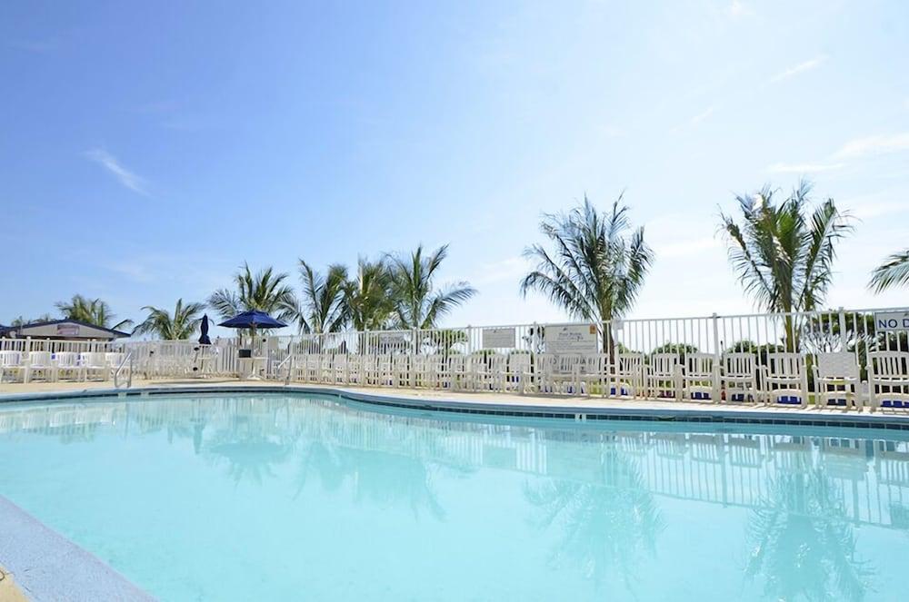 Carousel Resort Hotel & Condominiums photo 64