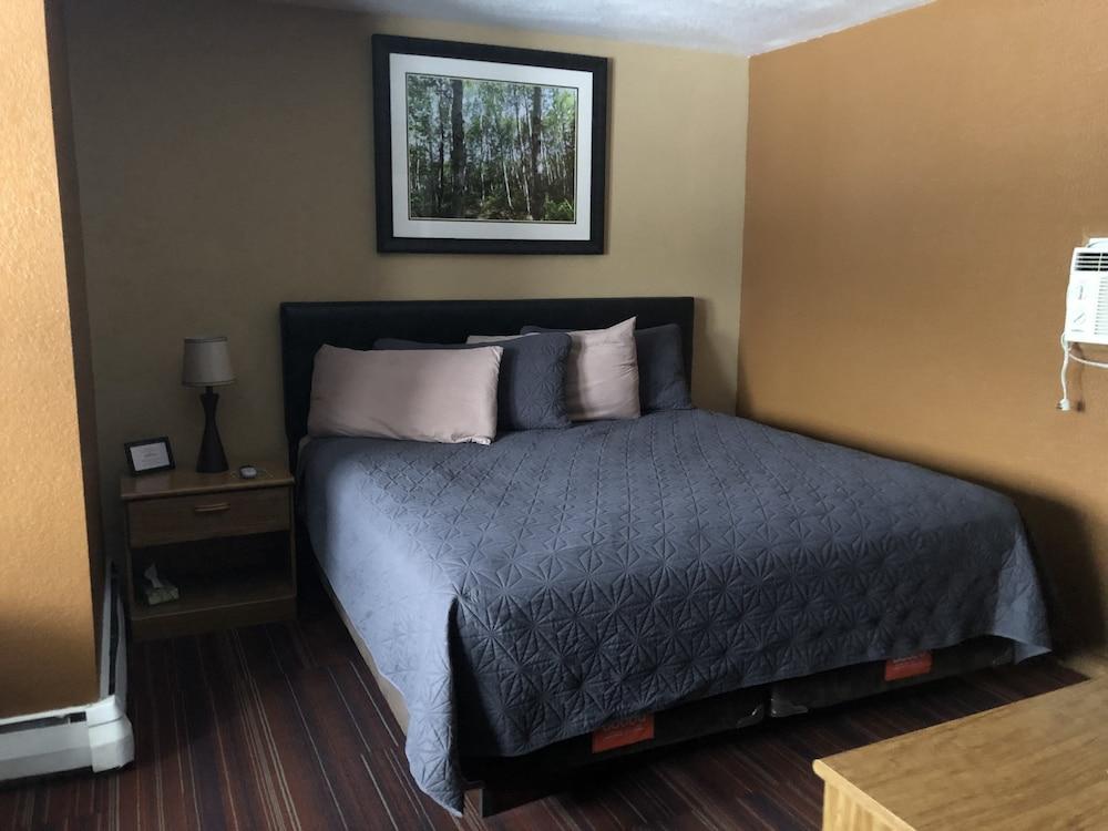 Adoba Hotel Naubinway photo 21