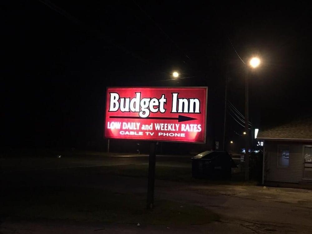 Budget Inn Du Quoin photo 5