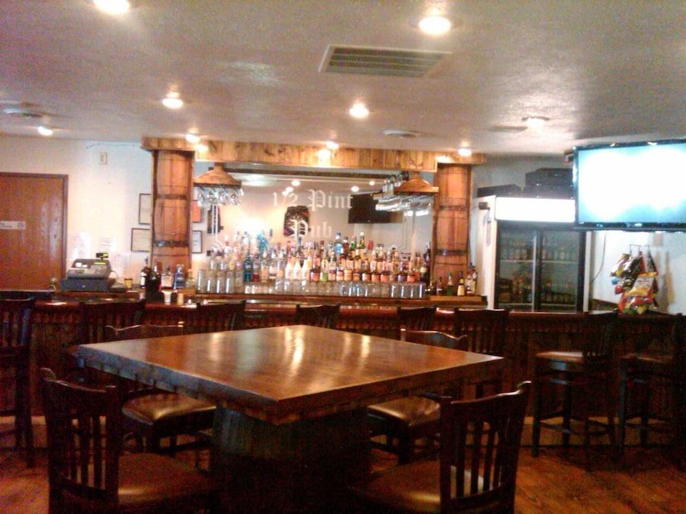Boarders Inn & Suites by Cobblestone Hotels - Munising photo 38