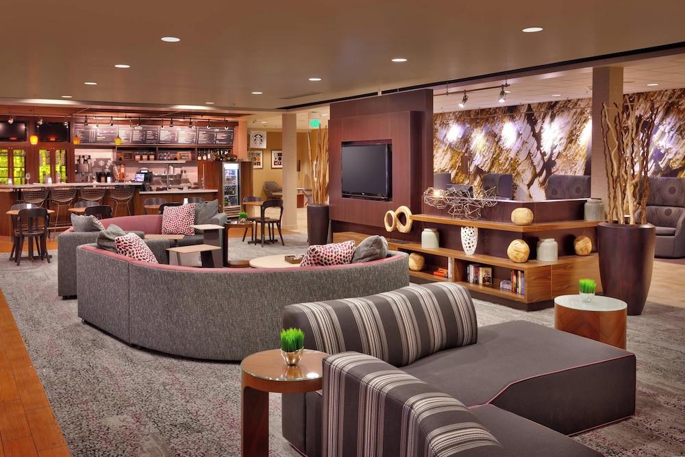 Courtyard by Marriott Sandy photo 3