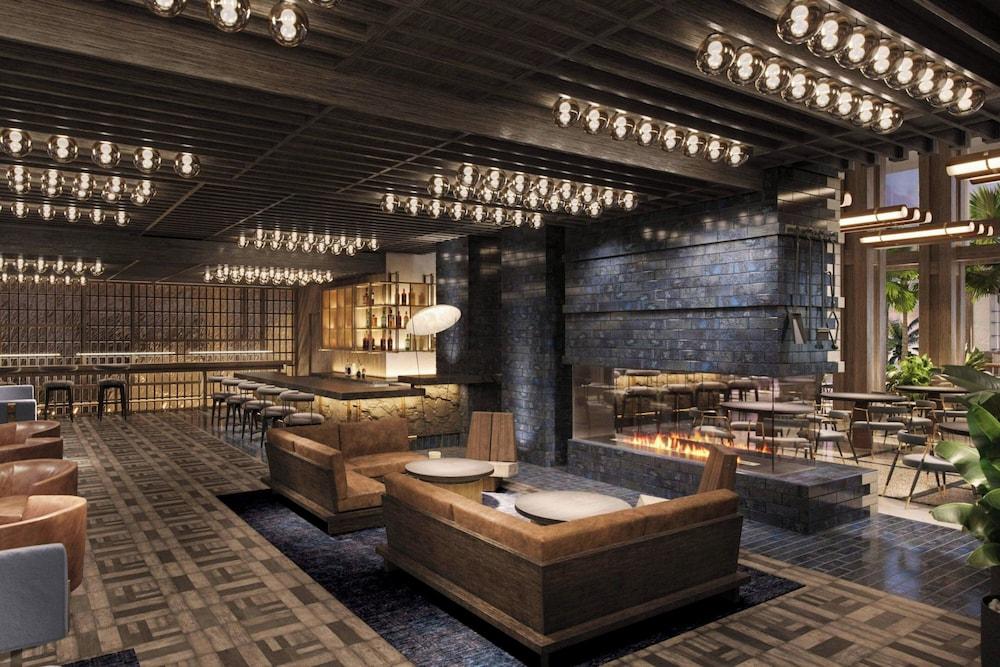 The REMI, Scottsdale, Autograph Collection photo 12