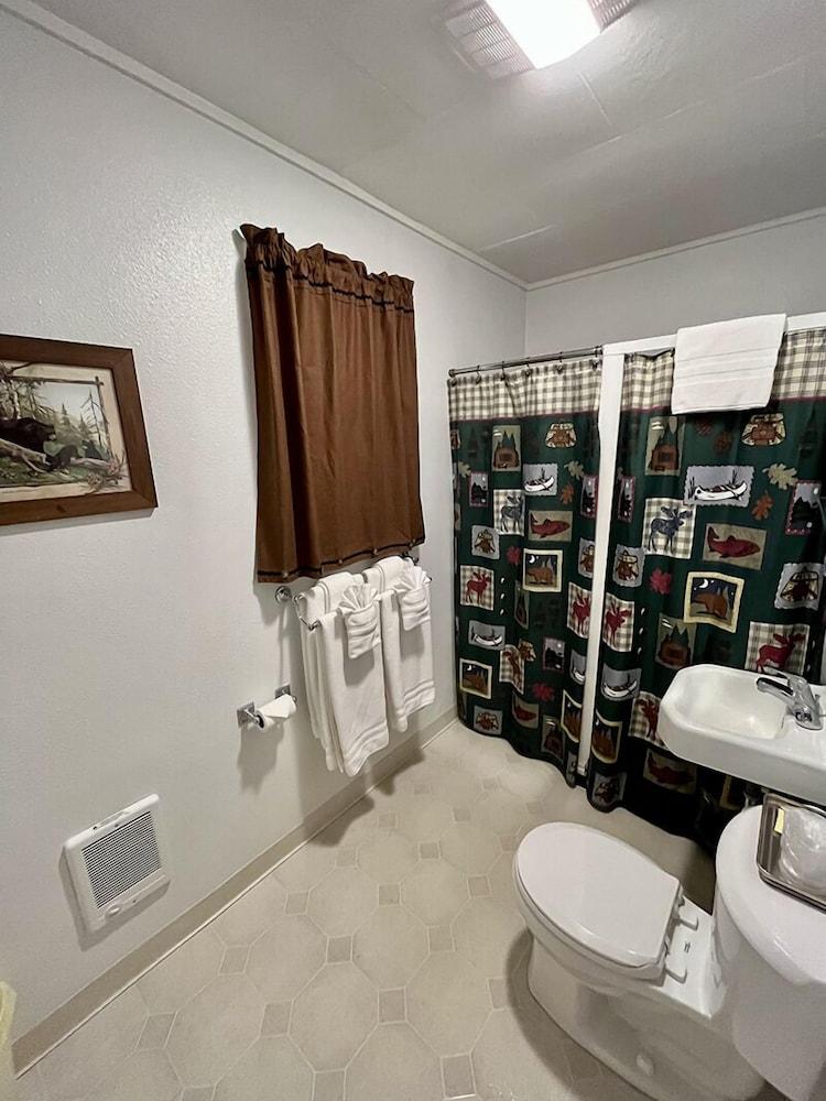 Cascade Motel photo 45