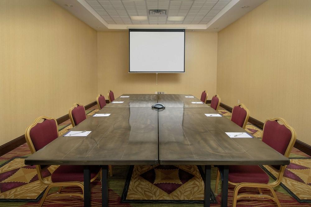 Hilton Garden Inn Odessa photo 26