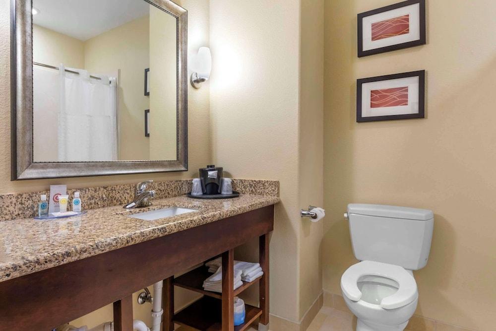 Comfort Inn & Suites Mexia photo 18