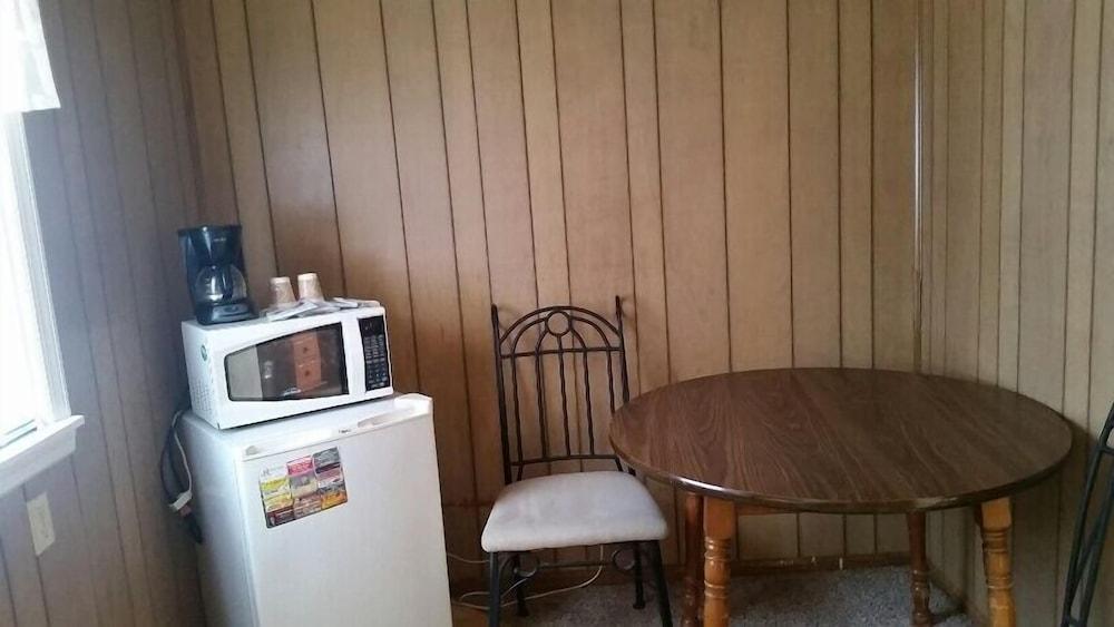 Cottonwood Cottages photo 12