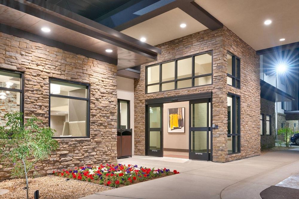 Residence Inn by Marriott Phoenix West/Avondale photo 42