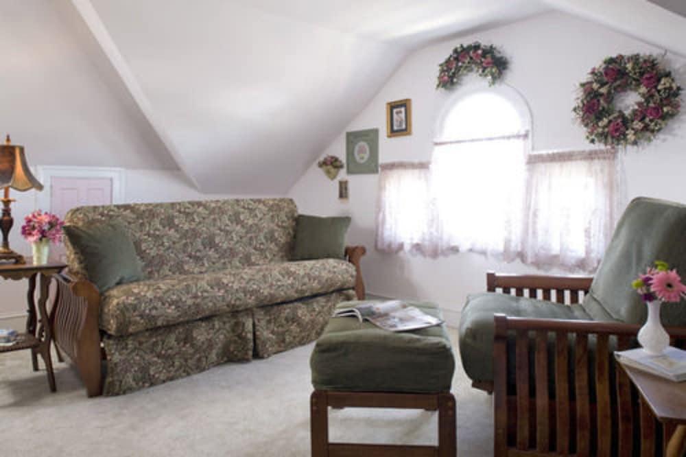 The Bayberry Inn photo 11