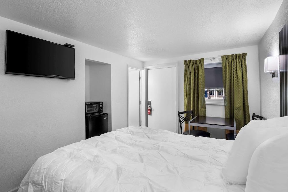 Americas Best Value Inn Jonesville Hillsdale photo 12