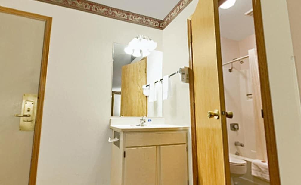 Home Suites photo 13