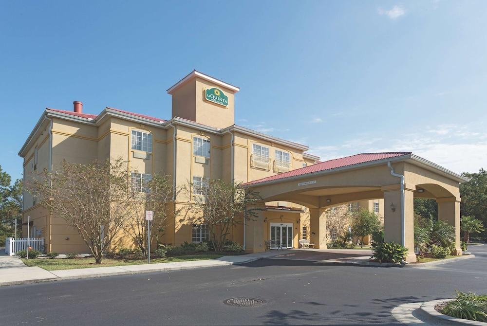 La Quinta Inn & Suites by Wyndham St. Augustine photo 1