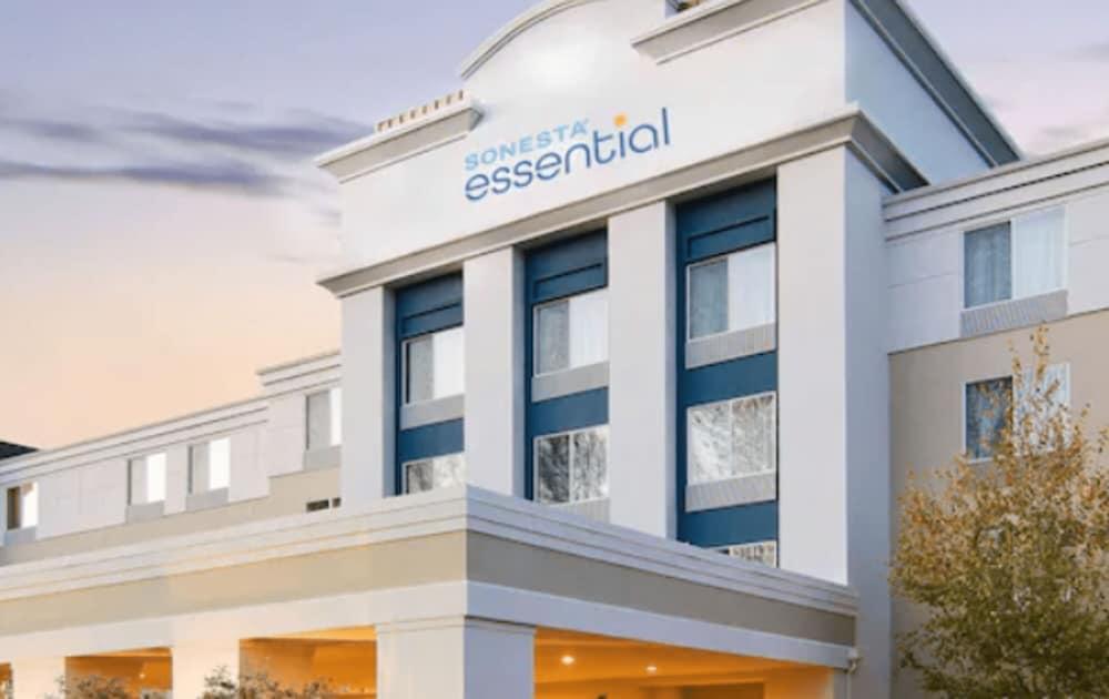 Sonesta Essential IAH Airport JFK Boulevard photo 16