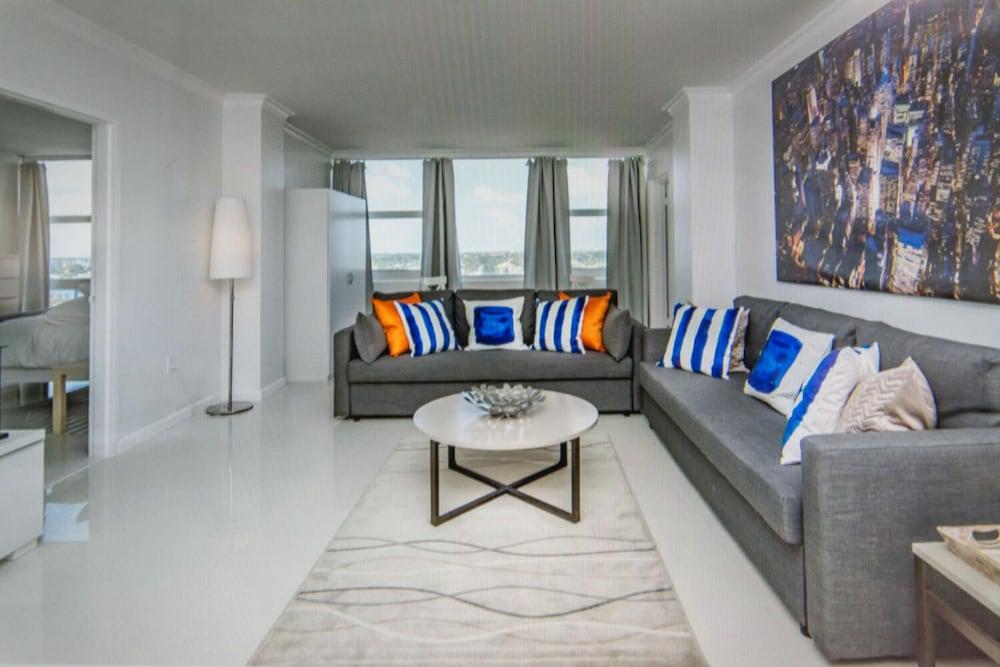 Ocean Manor Rentals photo 30