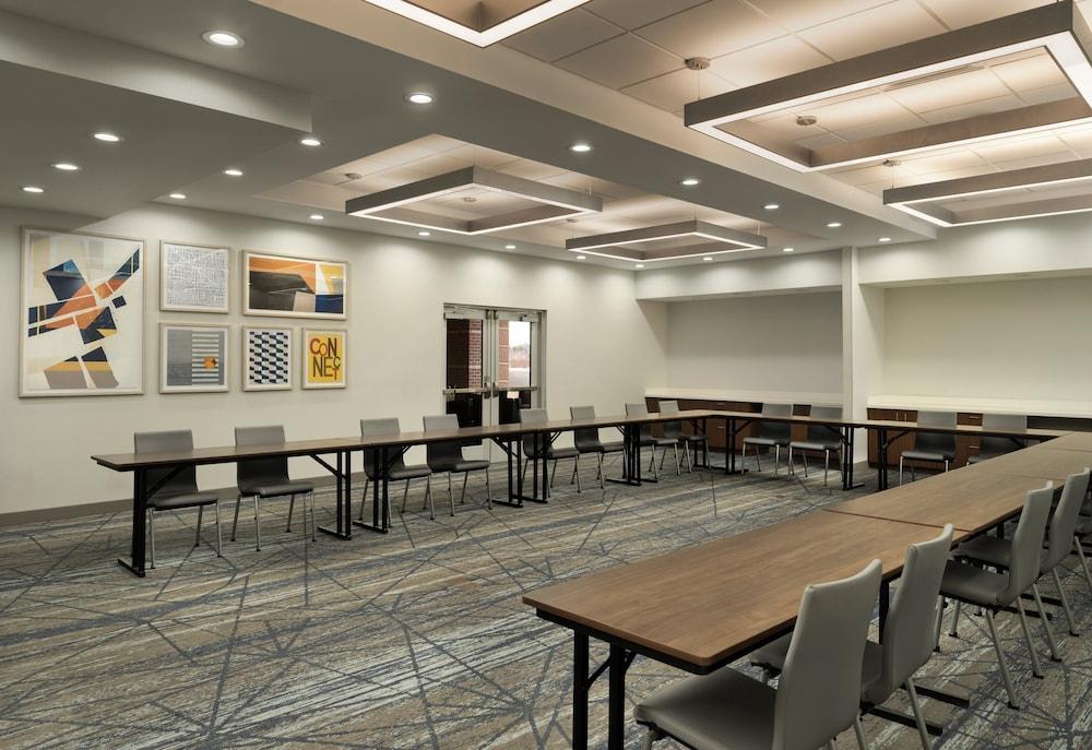 Holiday Inn Express Jackson - Ridgeland by IHG photo 3
