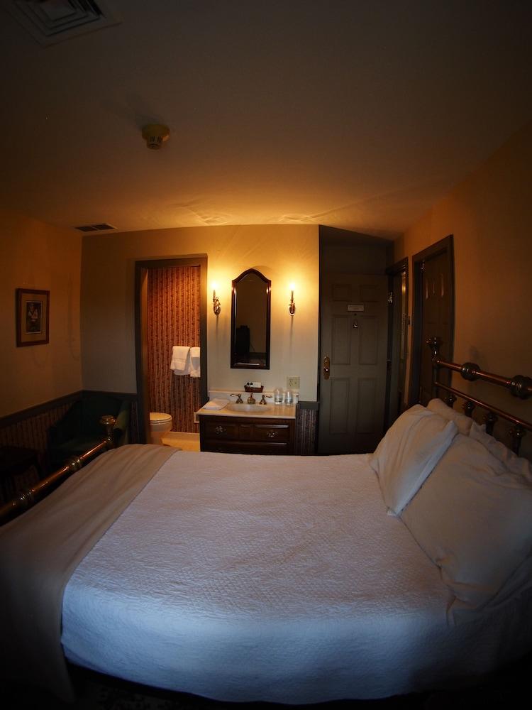 Duling Kurtz House & Country Inn photo 8
