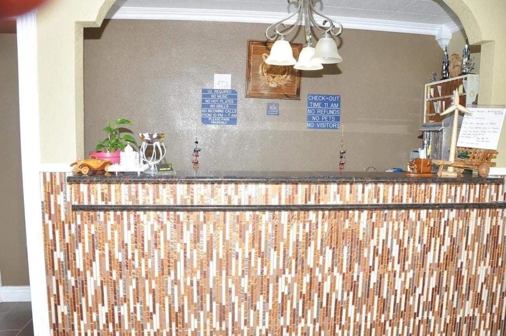 Budget Inn photo 21