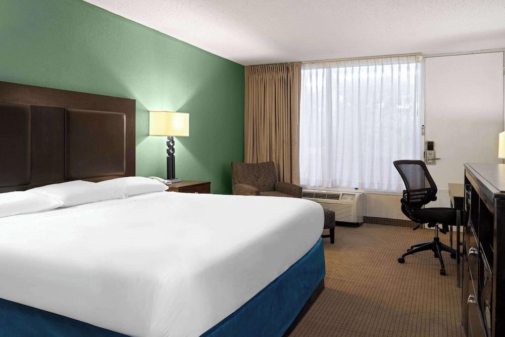 Travelodge by Wyndham Gaylord photo 30