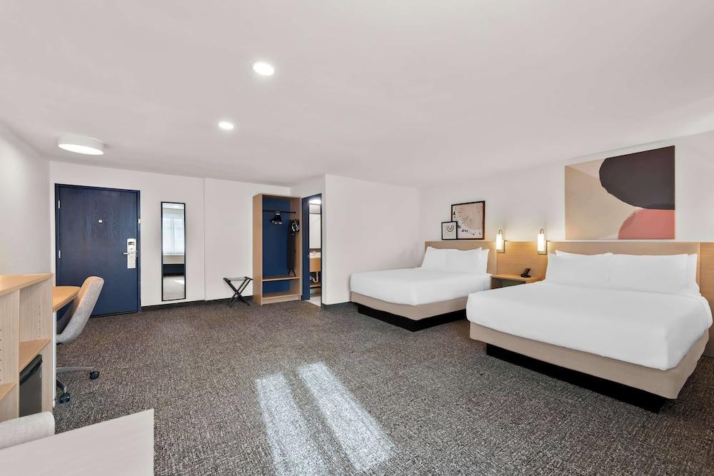 Spark by Hilton Norfolk photo 17