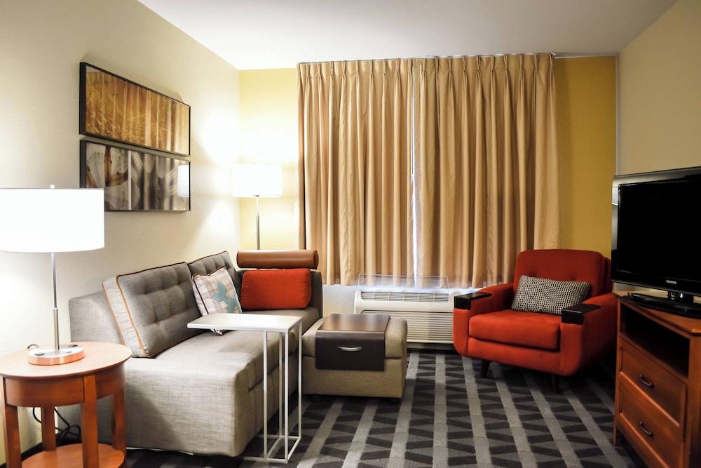 TownePlace Suites by Marriott Quantico Stafford photo 5