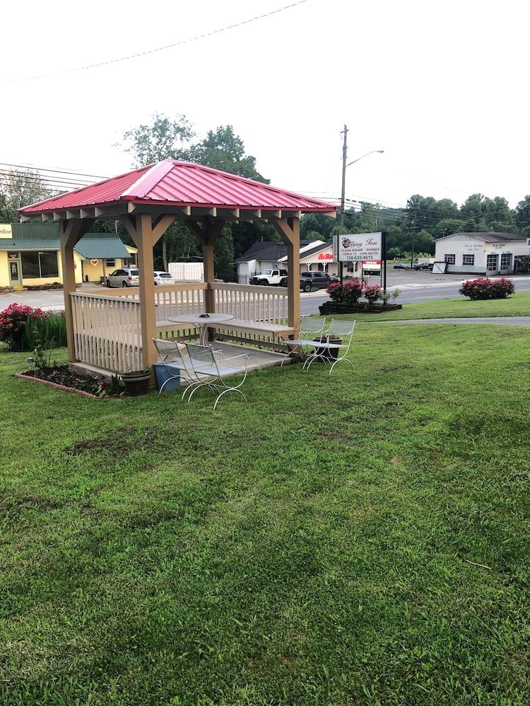Ellijay Inn photo 30