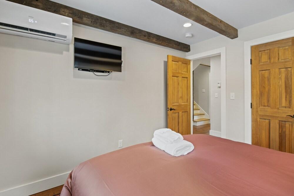 Brook Bound Inn photo 15