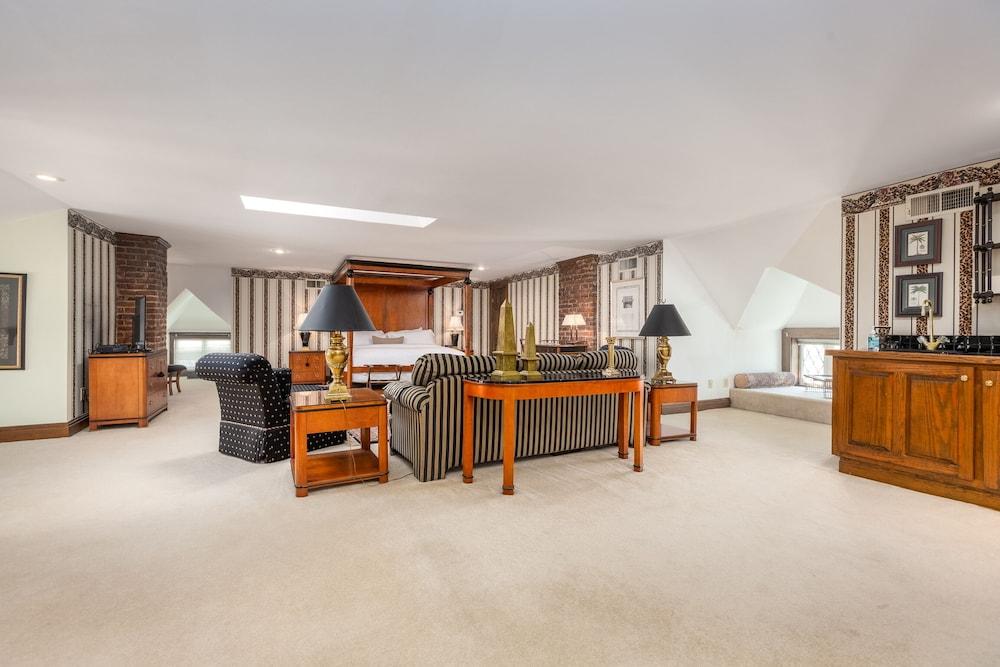 The Shaffner Inn photo 6