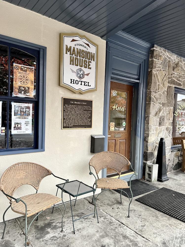 Stoner's Mansion House photo 11