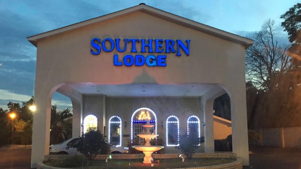 Southern Lodge & Suites photo 1