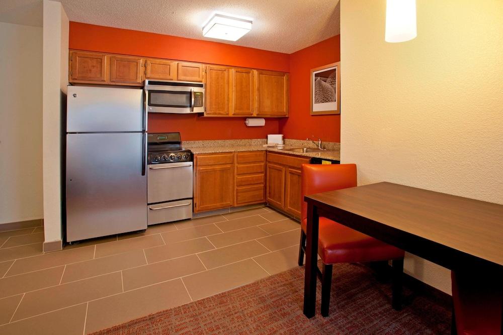 Residence Inn by Marriott Fort Wayne Southwest photo 12