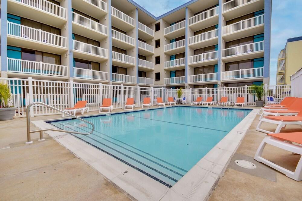 Casablanca Oceanside Inn photo 11