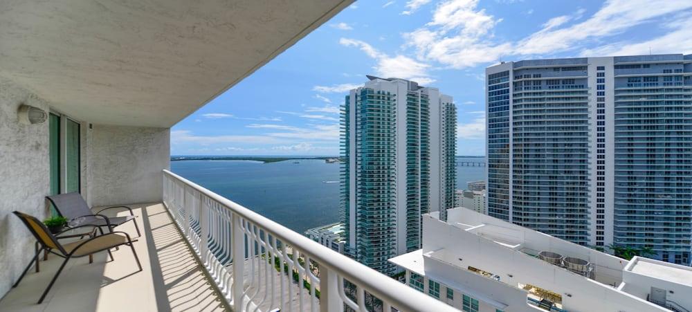 Icon Residences photo 81