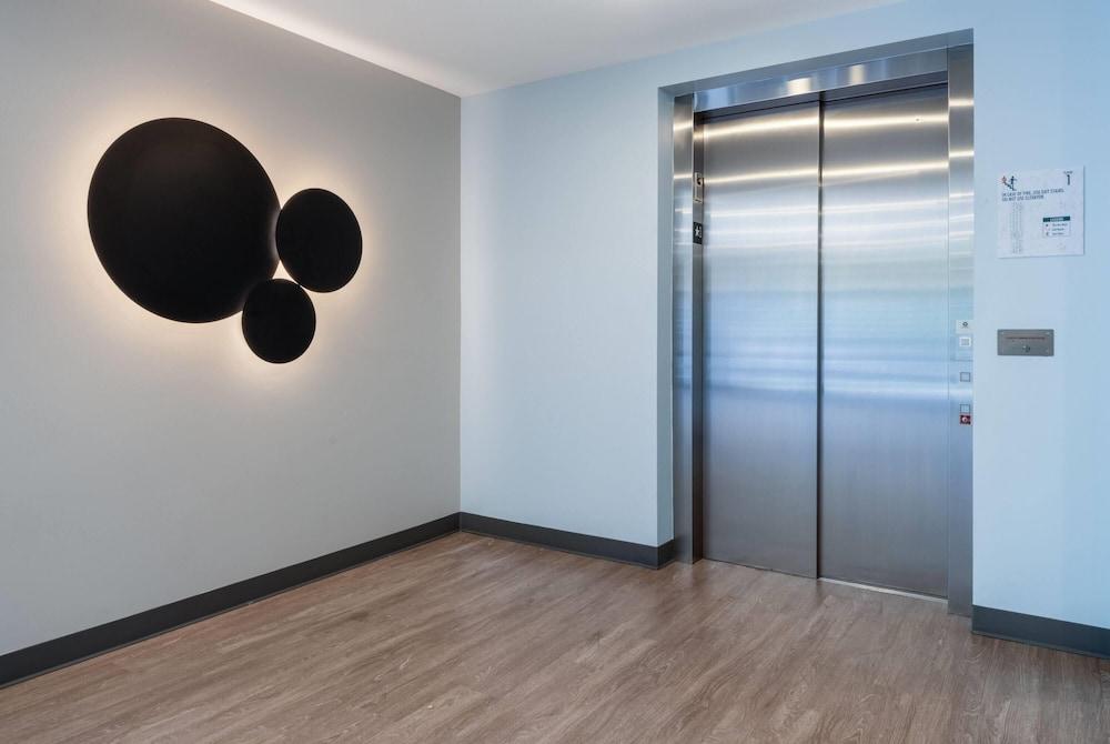 Echo Suites Extended Stay by Wyndham Atlanta-Conyers photo 19