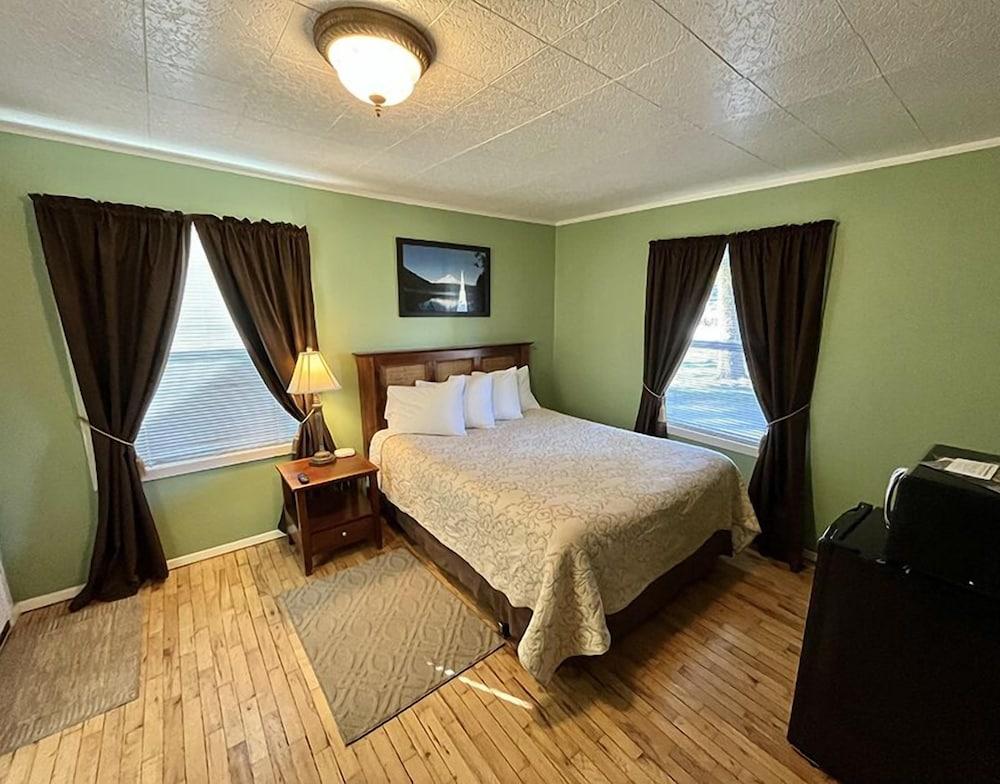 Cascade Motel photo 12