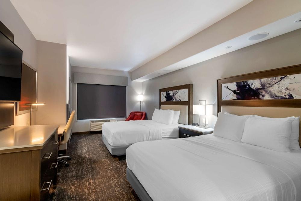 Best Western Premier Liberty Inn & Suites photo 17