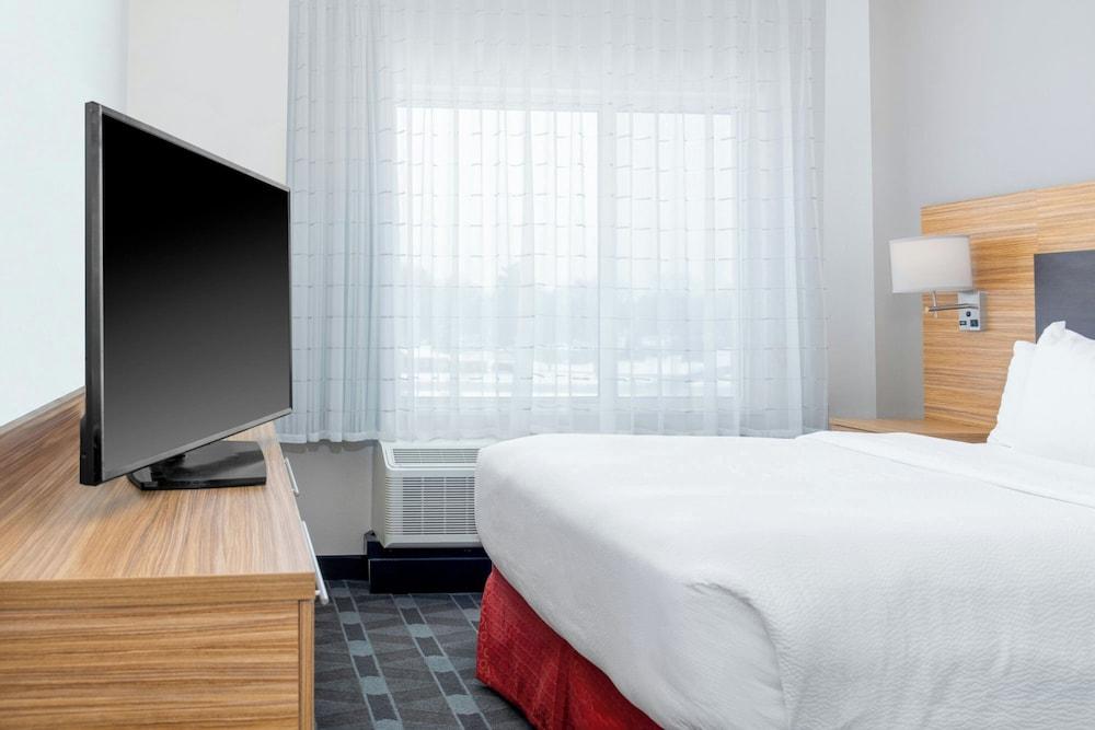 TownePlace Suites by Marriott Detroit Allen Park photo 20